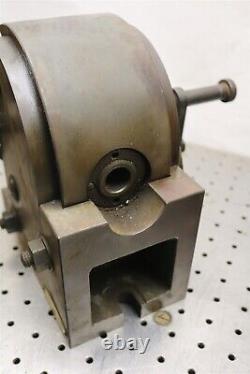 B & S Style 10 Dividing Head With Kitagawa 6 1/2 Lathe Chuck & Center -E1194